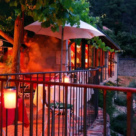 Hotel De La Tour De Brison 3*