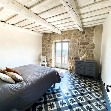 Отель De La Tour De Brison Sanilhac (Ardeche)