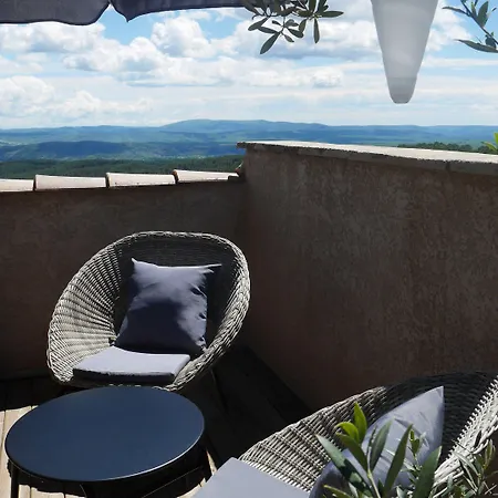 De La Tour De Brison Hotel 3*